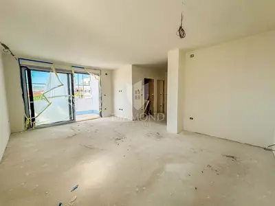 Stan 60 m², Umag - 2 spavaće sobe i lođa - 5