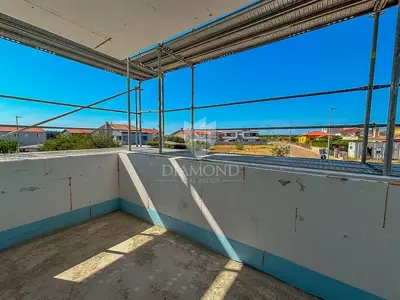 Stan 60 m², Umag - 2 spavaće sobe i lođa - 3