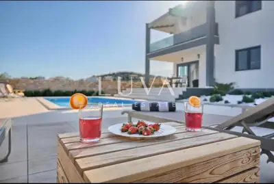 Villa 300 m², Vodice - in Meeresnähe und Dachterrasse - 14