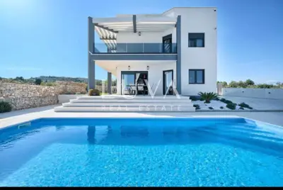 Villa 300 m², Vodice - in Meeresnähe und Dachterrasse - 7