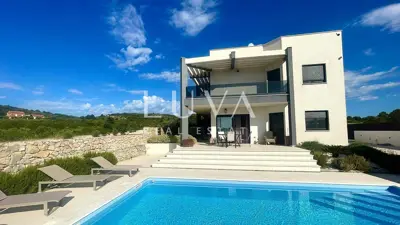 Villa 300 m², Vodice - in Meeresnähe und Dachterrasse - 19