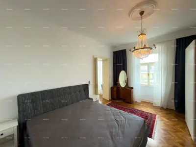 Renovirani stan u Centru Pule! - 9