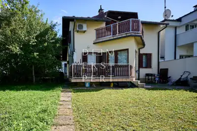 Selčina, Sedmerosobni stan s vrtom, odlična lokacija - 232 m² - 11