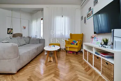 Selčina, Sedmerosobni stan s vrtom, odlična lokacija - 232 m²