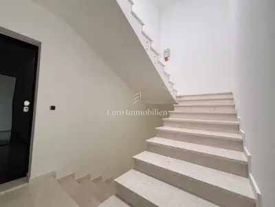 Apartman 73,62 m², Stara Novalja - 2 sobe i terasa - 8