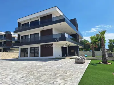 Apartman 73,62 m², Stara Novalja - 2 sobe i terasa