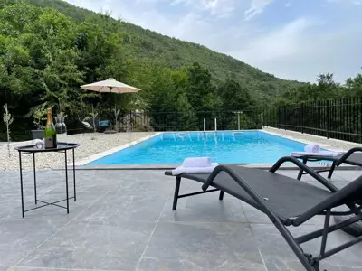 Haus zum Kauf in Mošćenička Draga, 250 m² - 8