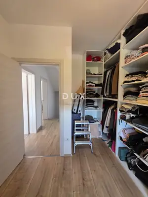 Pula, Nova Veruda, 5-room apartment, 209.93 m² - 17