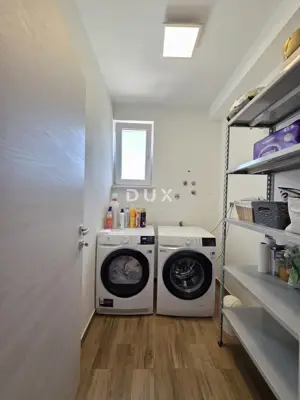 Pula, Nova Veruda, 5-room apartment, 209.93 m² - 16