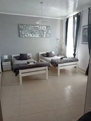 Kuća 379 m², Kastav - tri stambene jedinice i poslovni prostor - 5