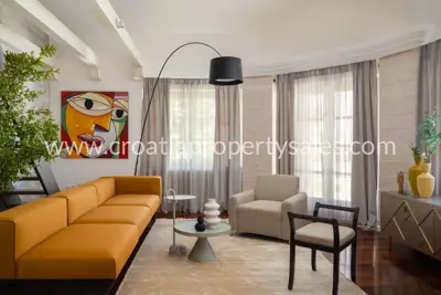 Villa 258 m² in Šibenik, quiet neighborhood and pool - 6