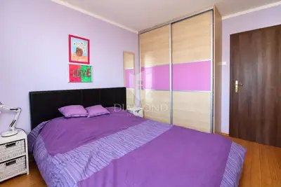 Stan 46,7 m², Turnić, Rijeka - pogled na more i parkirno mjesto - 10