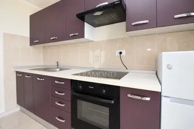 Stan 46,7 m², Turnić, Rijeka - pogled na more i parkirno mjesto - 7
