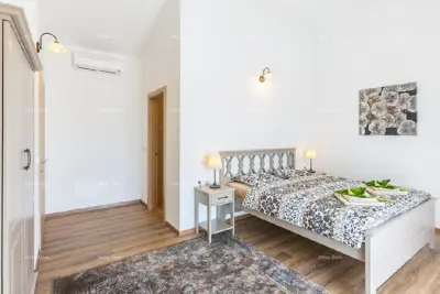 Blizina Barbana! Kuća s bazenom, saunom i jacuzijem! - 16