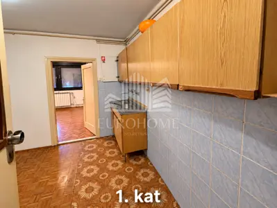 Wohnung 153,8 m², Remete - drei Wohneinheiten - 10