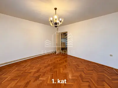 Wohnung 153,8 m², Remete - drei Wohneinheiten - 7