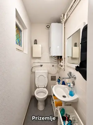 Wohnung 153,8 m², Remete - drei Wohneinheiten - 6