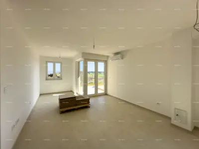 Prodajemo stan sa velikim vrtom i parkirnim mjestom, Barban! - 5