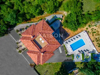 High-comfort apartment with jacuzzi, barbecue and pool - 10