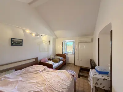 Kuća 45 m², Sužan na Krku - kamena dvojna kuća - 14