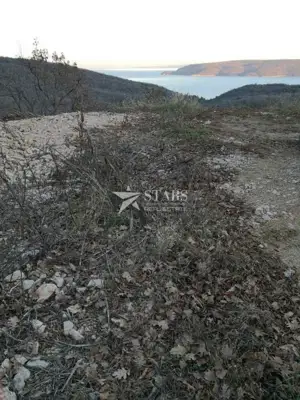 Mošćenička Draga, Brseč, građevinsko zemljište 1147 m²