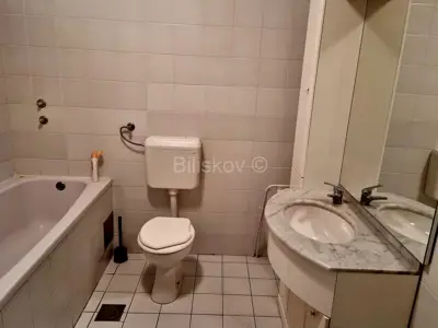 Stan 70 m², Martinovka, blizu centra i Glavnog kolodvora - 8