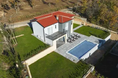 Haus zum Kauf in Labin, 147 m²