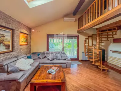 Stan 183 m², Buje okolica - 3 sobe, 2 terase
