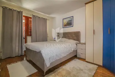 Stan 183 m², Buje okolica - 3 sobe, 2 terase - 10