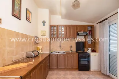 Semi-detached house, Omiš, 3 parking spaces and proximity to the sea - 5
