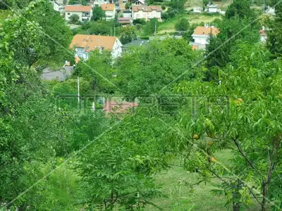 Zemljište 774 m², Gračani, mirna lokacija blizu žičare
