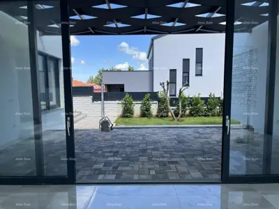 Villa 218 m², Rovinjsko Selo, terrace and pool - 11