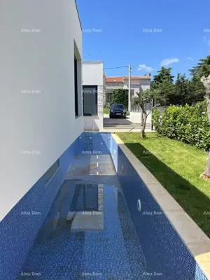 Vila 218 m², Rovinjsko Selo, terasa i bazen