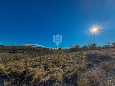 Building plot 601 m², Momjan - open view of nature