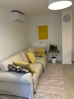 Apartment 100 m from the sea, Vir, terrace and parking space