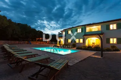 Haus 255 m², Dobrinj - drei Wohneinheiten und Pool - 9