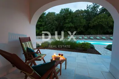 Haus 255 m², Dobrinj - drei Wohneinheiten und Pool - 8