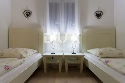 Haus 255 m², Dobrinj - drei Wohneinheiten und Pool - 14