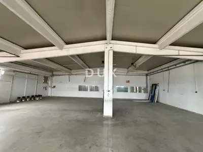 Zadar, Novi Bokanjac - Commercial space 450 m²-900 m²! - 4
