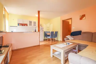 Wohnung zum Kauf in Rovinj, 54 m² - 2
