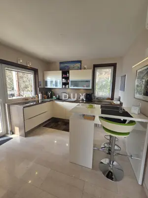 OPATIJA, LOVRAN - stan 87 m², DB+2S, 1.kat s panoramskim pogledom na mo - 15
