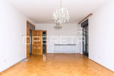 Pantovčak - office building (529 m²) with auxiliary building 200 m², lease - 3
