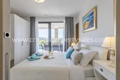 Kuća, Šolta, 278 m², 1 000 000 € - 7