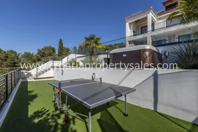 Kuća, Šolta, 278 m², 1 000 000 € - 15