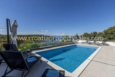 Kuća, Šolta, 278 m², 1 000 000 € - 3