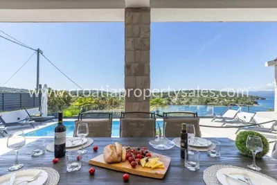 Kuća, Šolta, 278 m², 1 000 000 € - 21