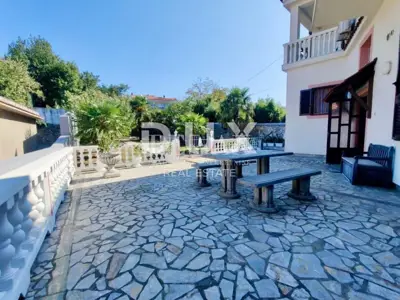 CRIKVENICA - schönes Haus im Zentrum von Crikvenica mit zwei Geschäftsräumen - 22