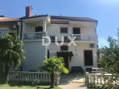 CRIKVENICA - schönes Haus im Zentrum von Crikvenica mit zwei Geschäftsräumen - 2