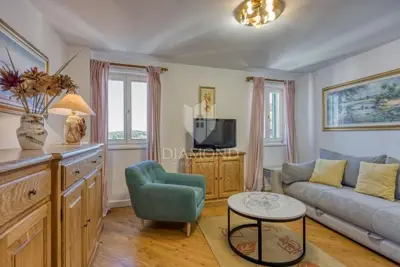 Apartment 75 m², Rovinj center - sea view and St. Euphemia - 4