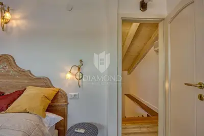 Apartment 75 m², Rovinj center - sea view and St. Euphemia - 12